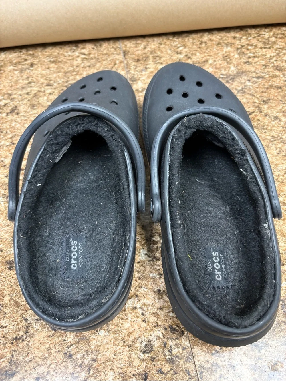 Crocs Classic Lined Clogs Black Faux Fur Winter Shoes M8 W10 Unisex